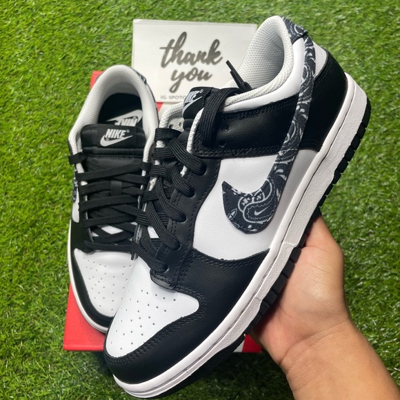 Nike Dunk Low ‘Black Paisley’ - Picture 2 of 6